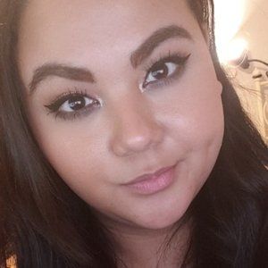 Meet Your Posher, Isabelle